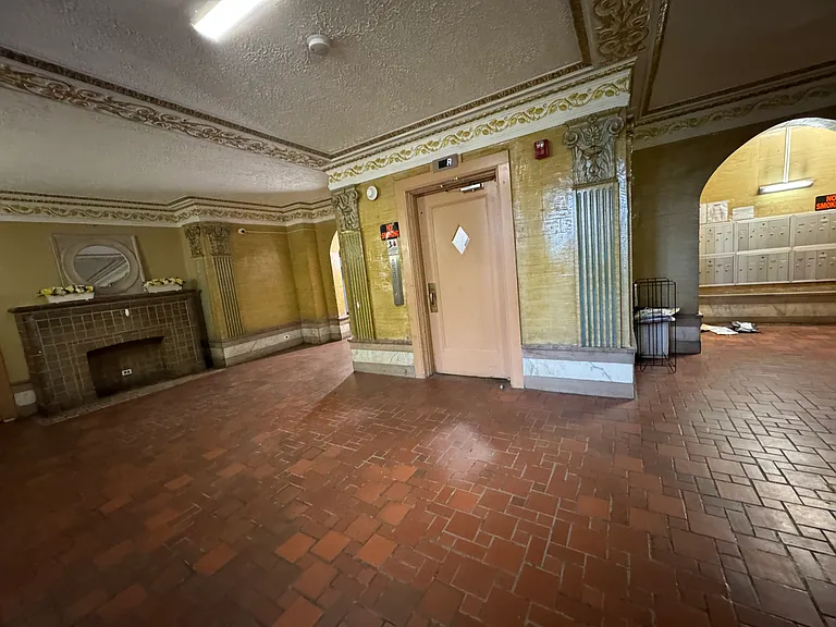 5915 Kennedy Blvd #F5 — Photo 13