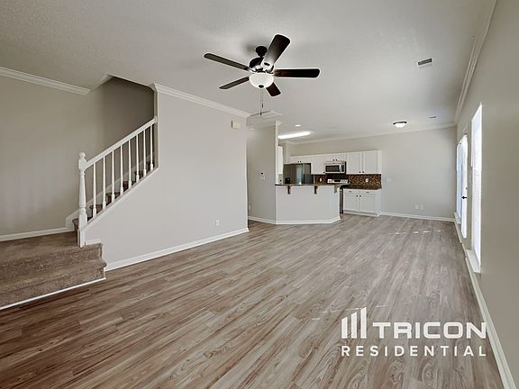 3rd image of 2186 Wexford Way