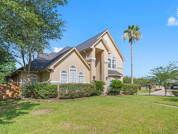 2nd image of 17931 Rolling Creek Dr