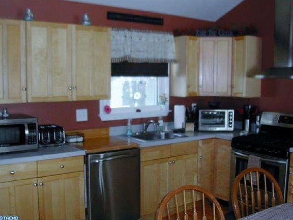 5th image of 111 E Military Dr