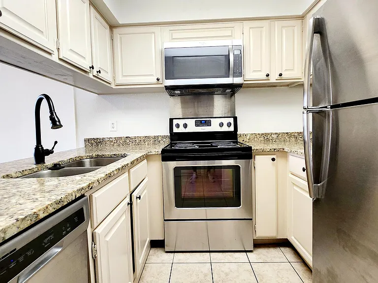 7701 Wurzbach Rd #1507 — Photo 5