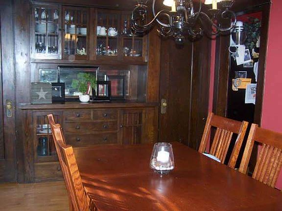 Dining room built ins