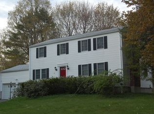 24 Wildwood Rd, Andover, MA 01810