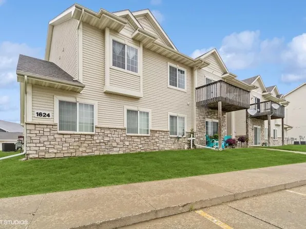 1624 NW Prairie Lakes Dr APT 4, Ankeny, IA 50023