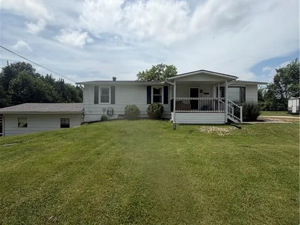 18420 S Renner Rd, Olathe, KS 66062
