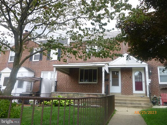 3rd image of 3817 Berkley Ave