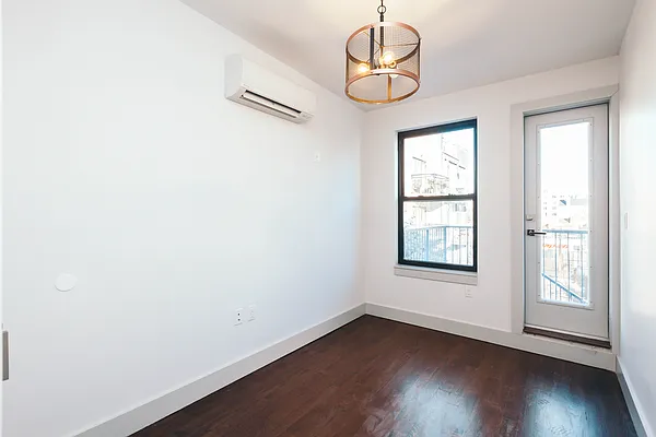Rented by Nooklyn NYC LLC | media 20