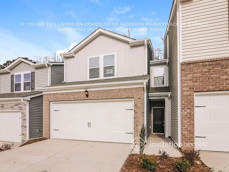 832 Hilton Park Loop — Photo 4