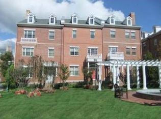 9 Beresford Ln, Livingston, NJ