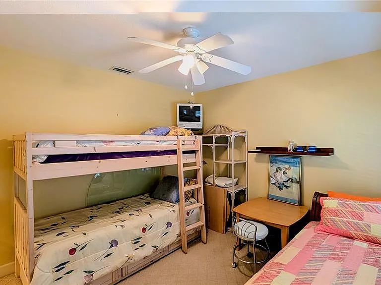 4709 Dolphin Cay Ln S — Photo 13