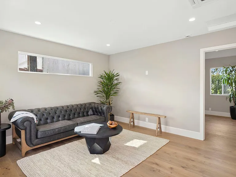 354 La Perle Ln — Photo 12
