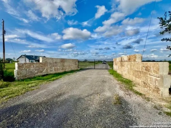 117 Paisano Trail LOT 3, Beeville, TX 78102