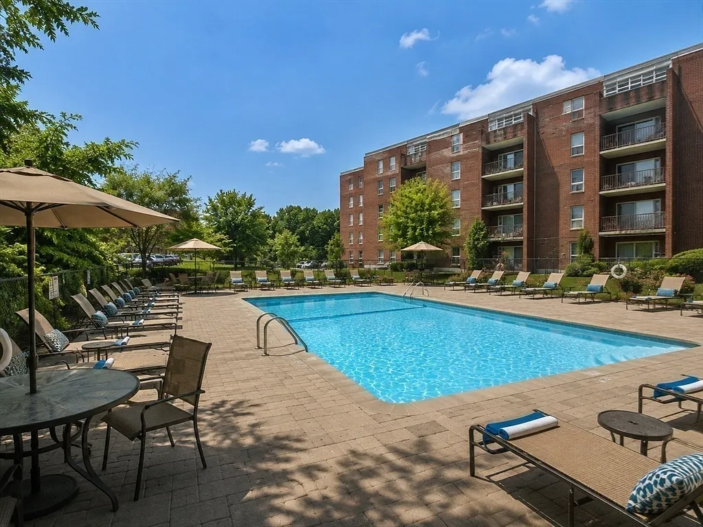 2 bed, 2.0 bath, 1164 sqft, $2,900 — Photo 4