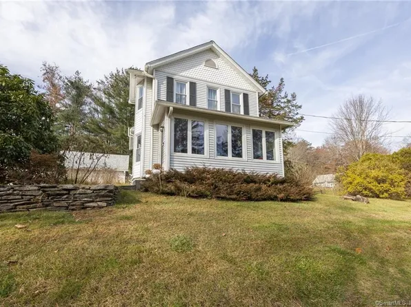 5 Westwood Road, Woodbury, CT 06798