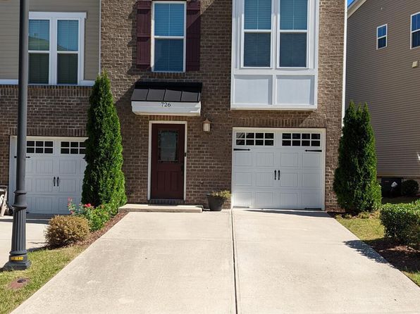 726 Suffield Way
