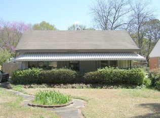 1718 Robin Hood Ln, Memphis, TN 38111