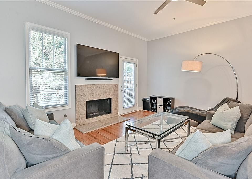 light filled living rooms with plenty spaces. Fireplace for the perfect winter gathering