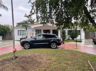 225 W Heather Dr, Key Biscayne, FL 33149