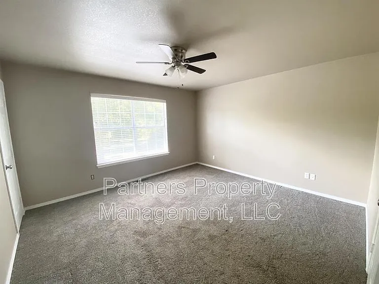 1526 N Addington Ave #1 — Photo 11