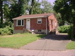 142 Rutland Ave, Fairfield, CT 06825