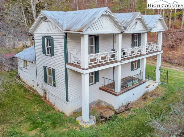 2067 Big Horse Creek Road, Lansing, NC 28643