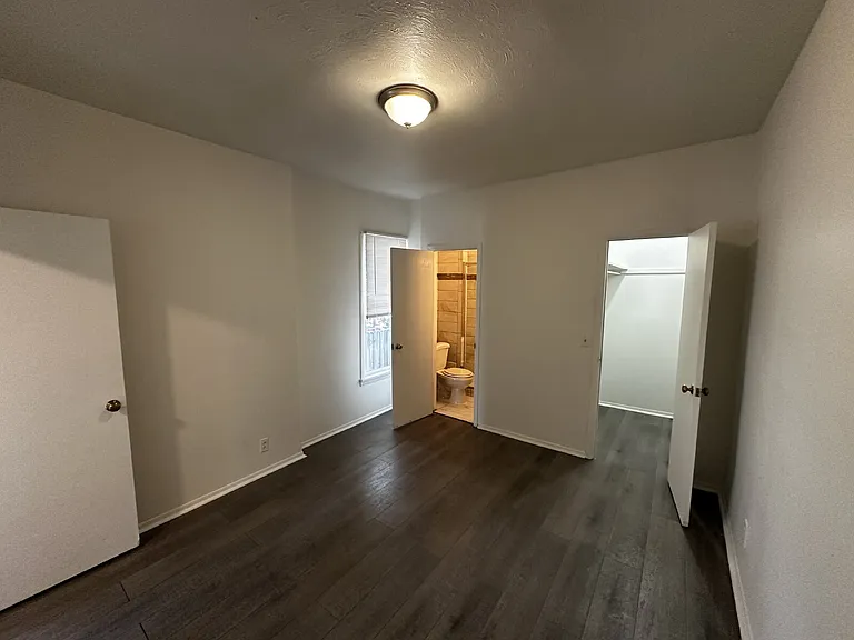 172 W Maple Ave #1 — Photo 16