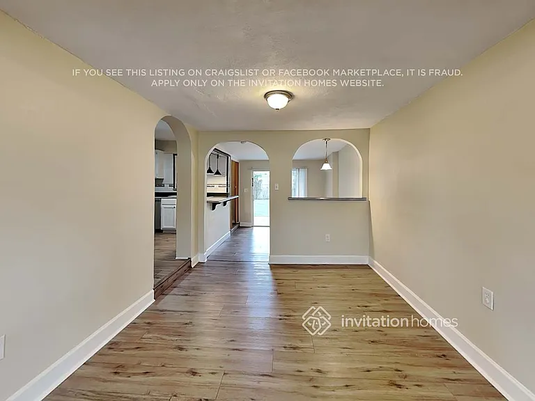 1309 Tyrone Blvd N — Photo 5