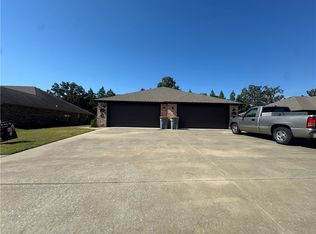 1151 Springhill Rd, Barling, AR 72923