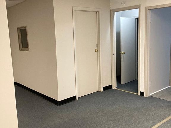 Storage / Walk-in closet