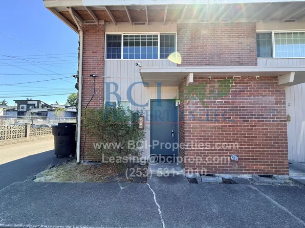Deville Townhomes