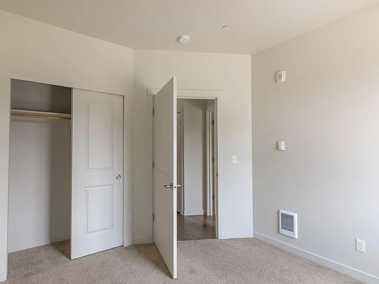 Sandyplace Apartment Homes — Photo 49