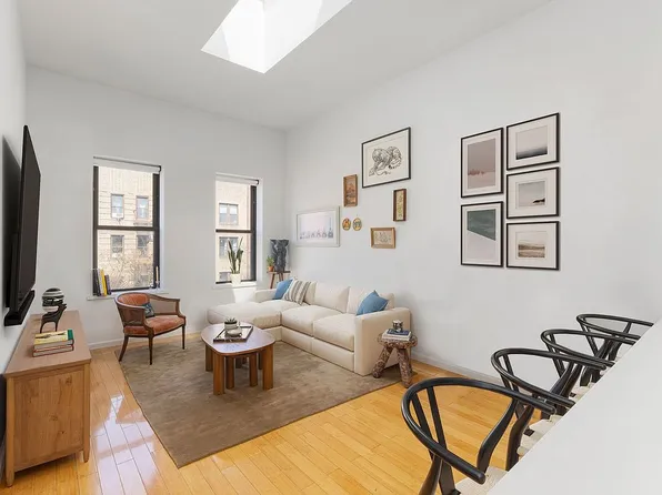 118 Greenpoint Ave APT 3D, Brooklyn, NY 11222