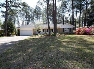 1702 Hatherleigh Pl, Fayetteville, NC 28304