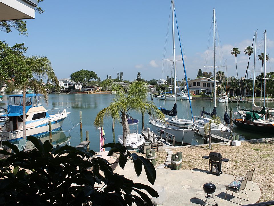 Water front back yard