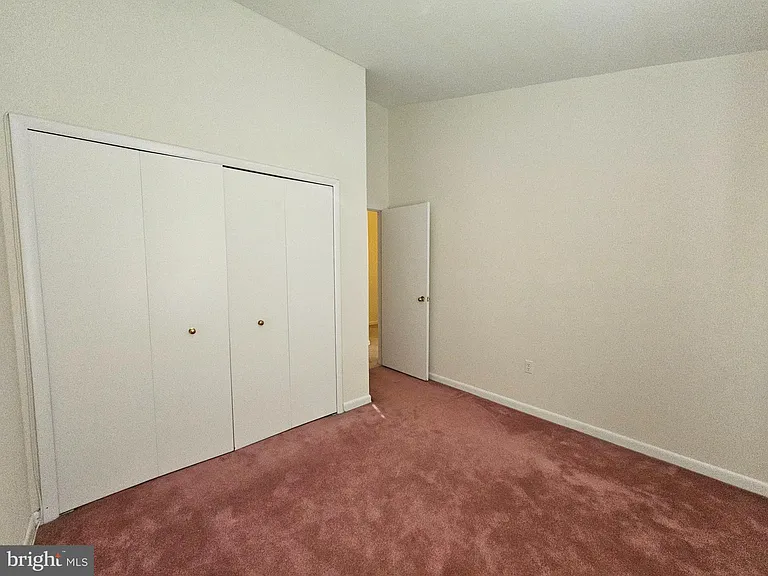 6908-10 Timberlane Rd — Photo 20