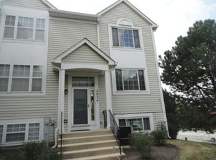 2930 Shelly Ln, Aurora, IL 60504