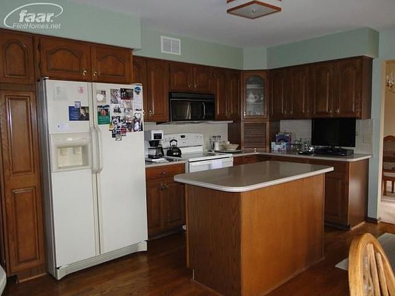 4th image of 2287 Valley Vista Dr