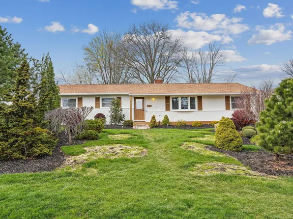 716 Stinson Dr, Columbus, OH 43214