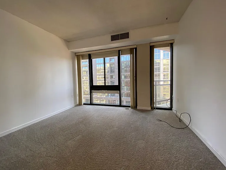 1530 Key Blvd #1005 — Photo 9