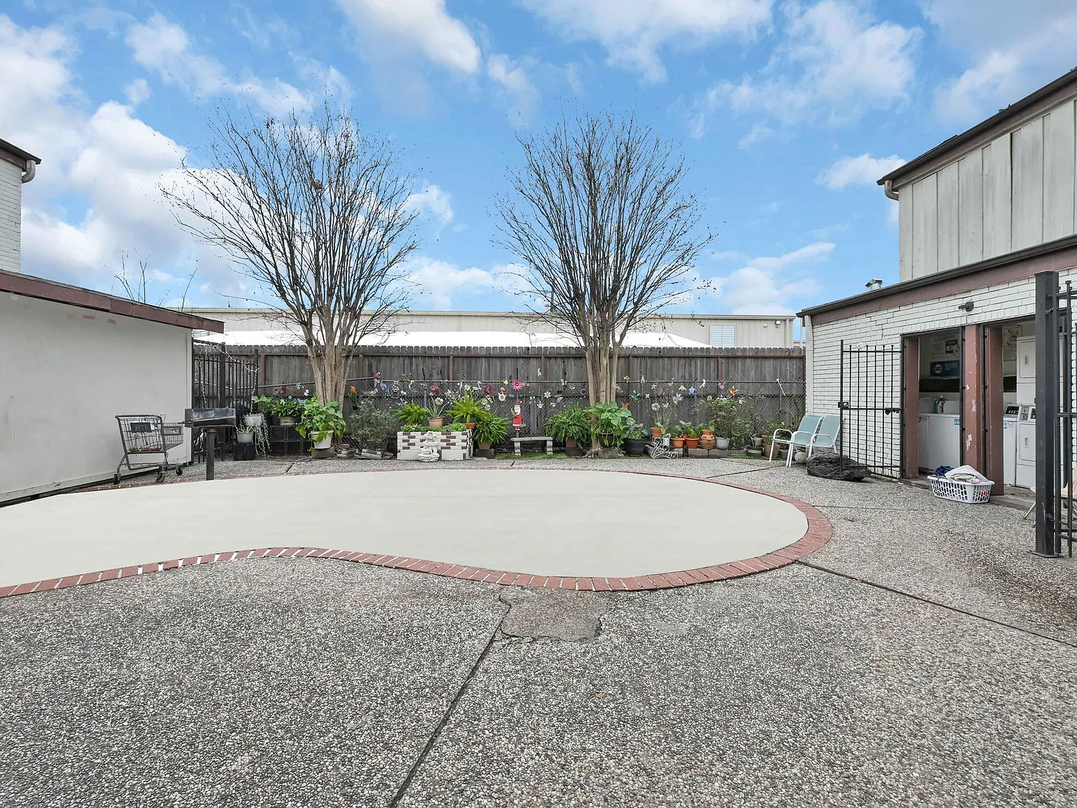 Atwell Apartments — Photo 3