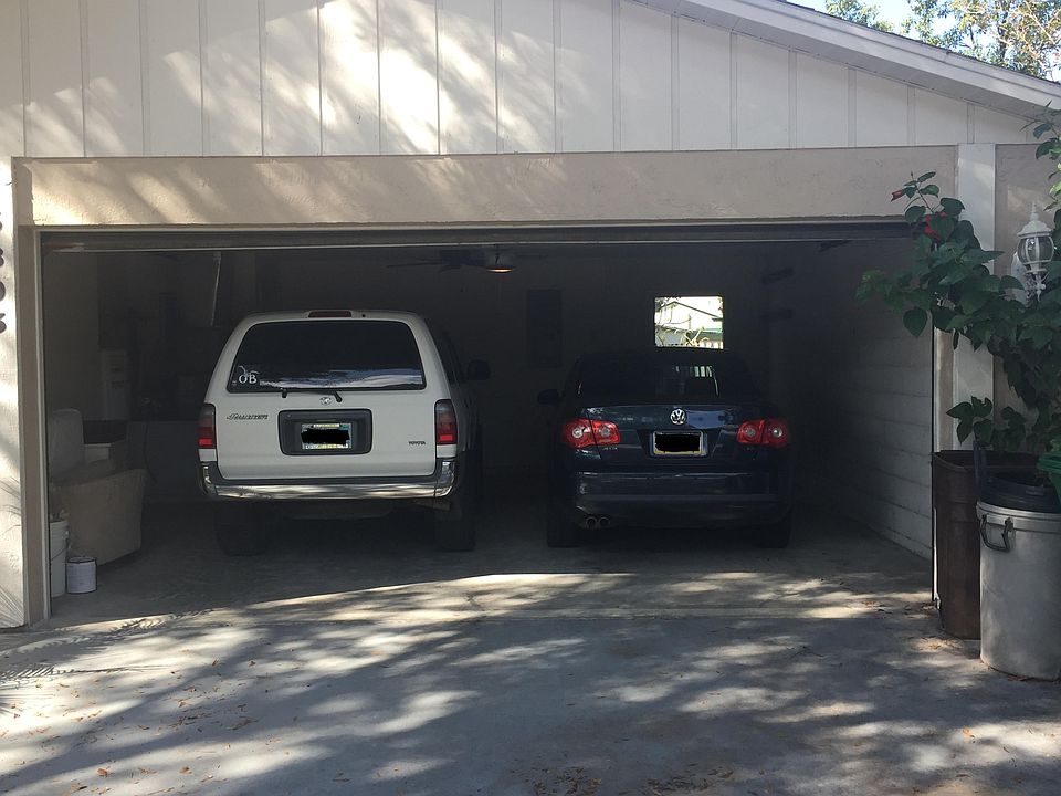 1st image of 3803 S Lynwood Ave