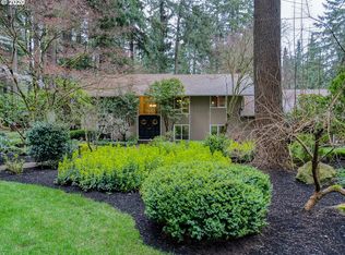 4900 Indian Creek Ct, Lake Oswego, OR 97035