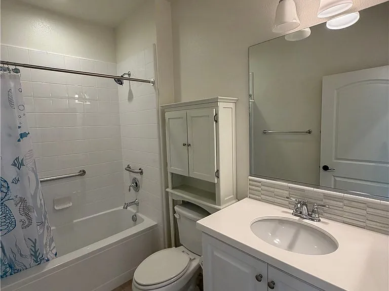 15 Galan St — Photo 12