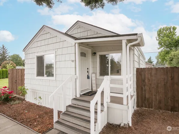 1563 Alabama Street, Longview, WA 98632