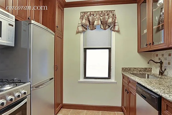 Sold by Corcoran | media 4
