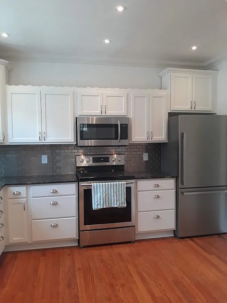 2 bed, 1200 sqft, $2,800 — Photo 3