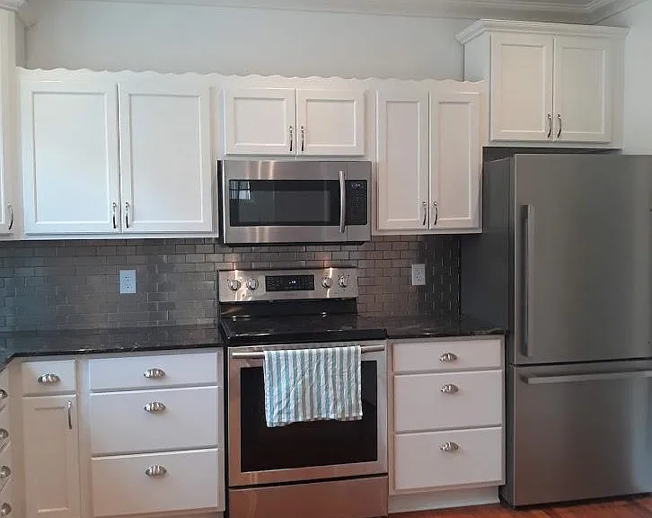 717 S Eugene St — Photo 3