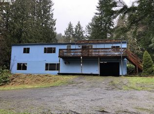 59326 Blueberry Ln, Saint Helens, OR 97051