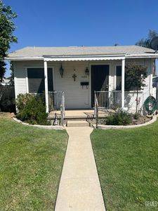 1608 Hurrle St, Bakersfield, CA, 93308