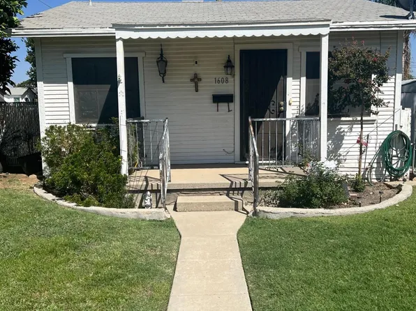 1608 Hurrle St, Bakersfield, CA 93308